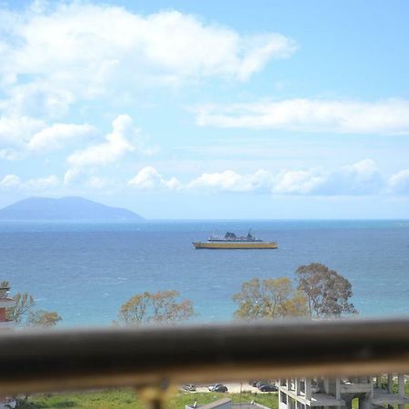 Seaview Penthouse 2 Bedrooms Apartment & Box Garage Vlorë 外观 照片