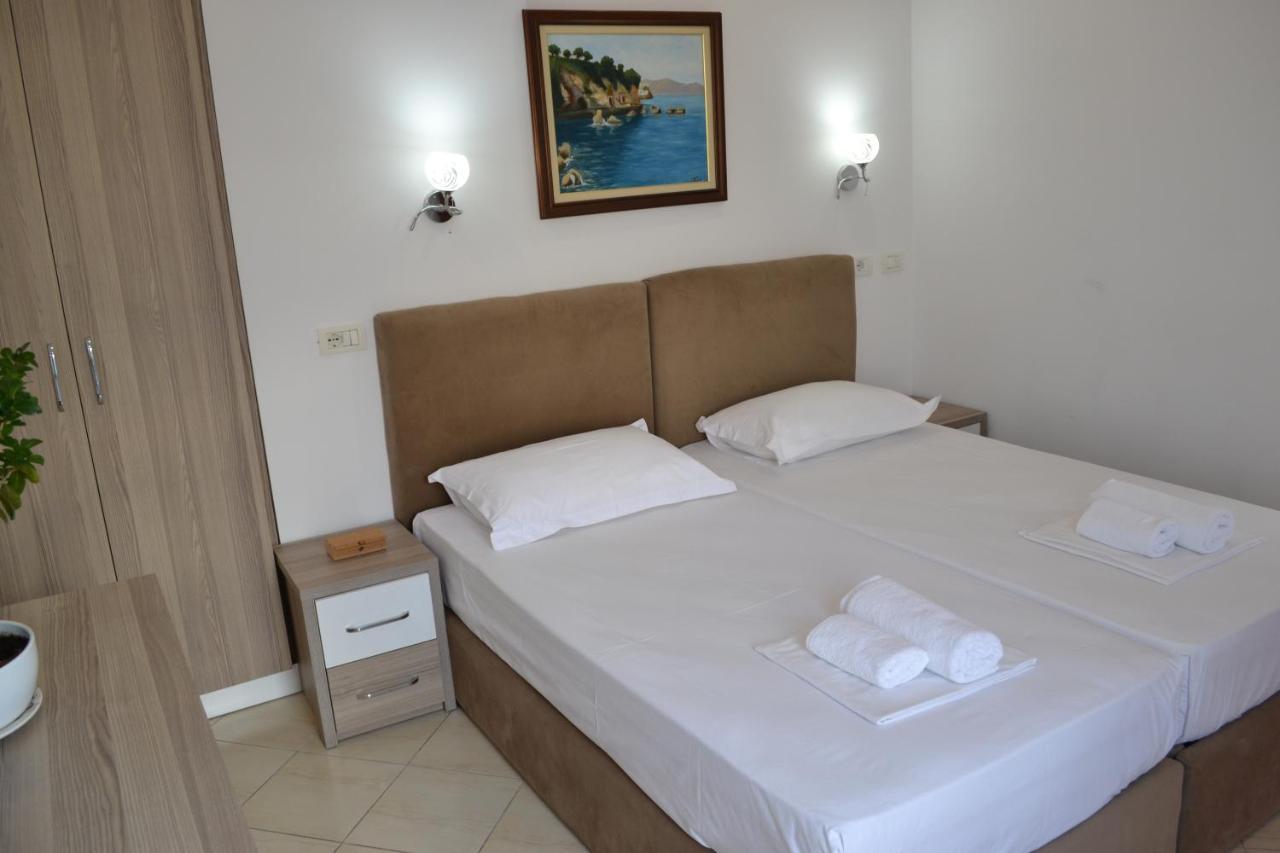 Seaview Penthouse 2 Bedrooms Apartment & Box Garage Vlorë 外观 照片