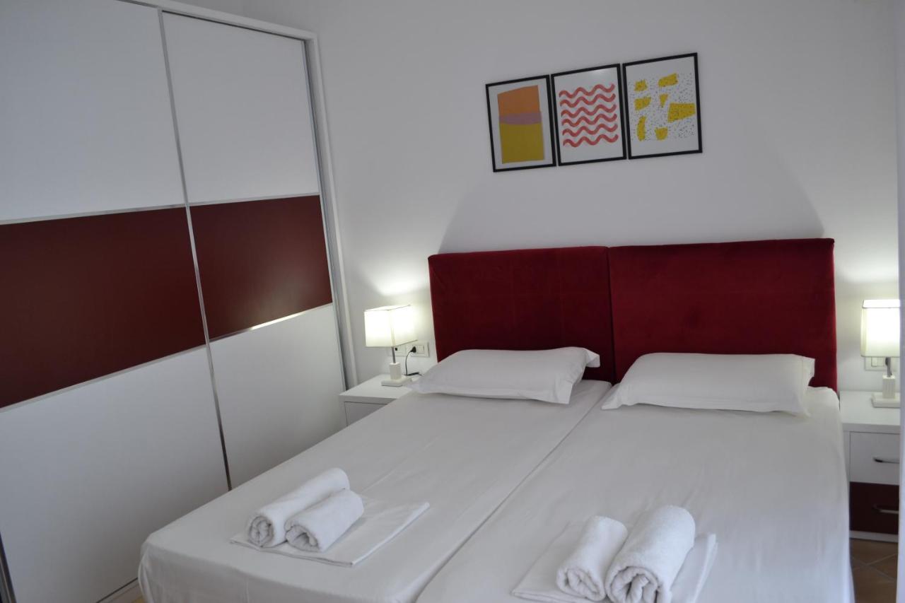 Seaview Penthouse 2 Bedrooms Apartment & Box Garage Vlorë 外观 照片