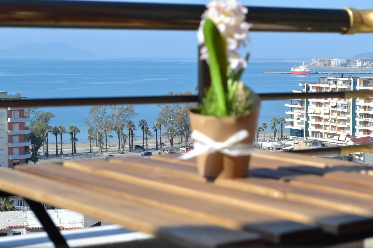 Seaview Penthouse 2 Bedrooms Apartment & Box Garage Vlorë 外观 照片